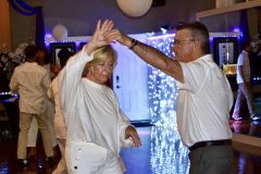 white-party-4